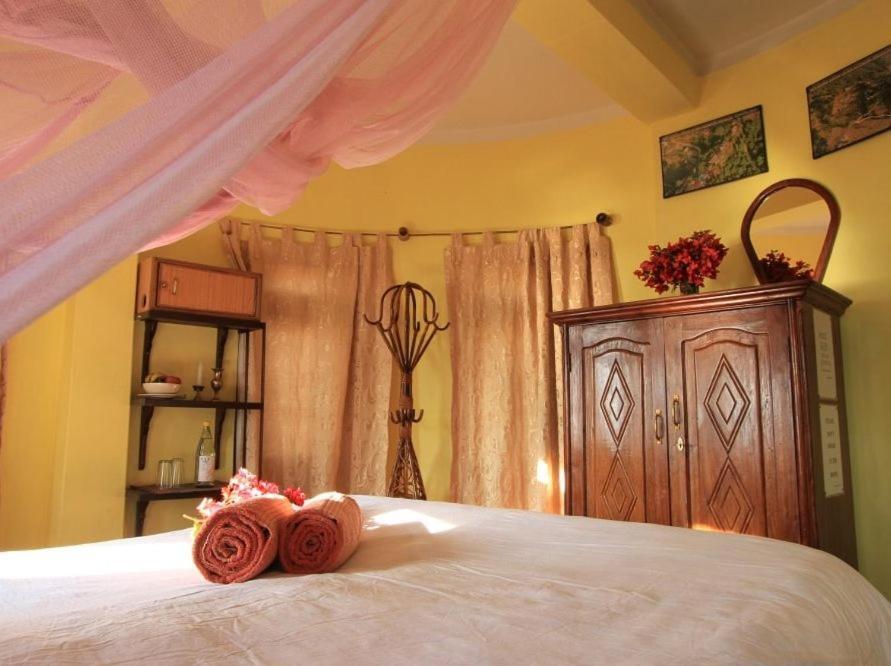 Castle Hotel Pokhara Exterior photo